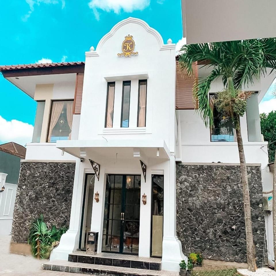 Kartiko Palagan Eksklusif Yogyakarta Hotel Kejayan Kültér fotó
